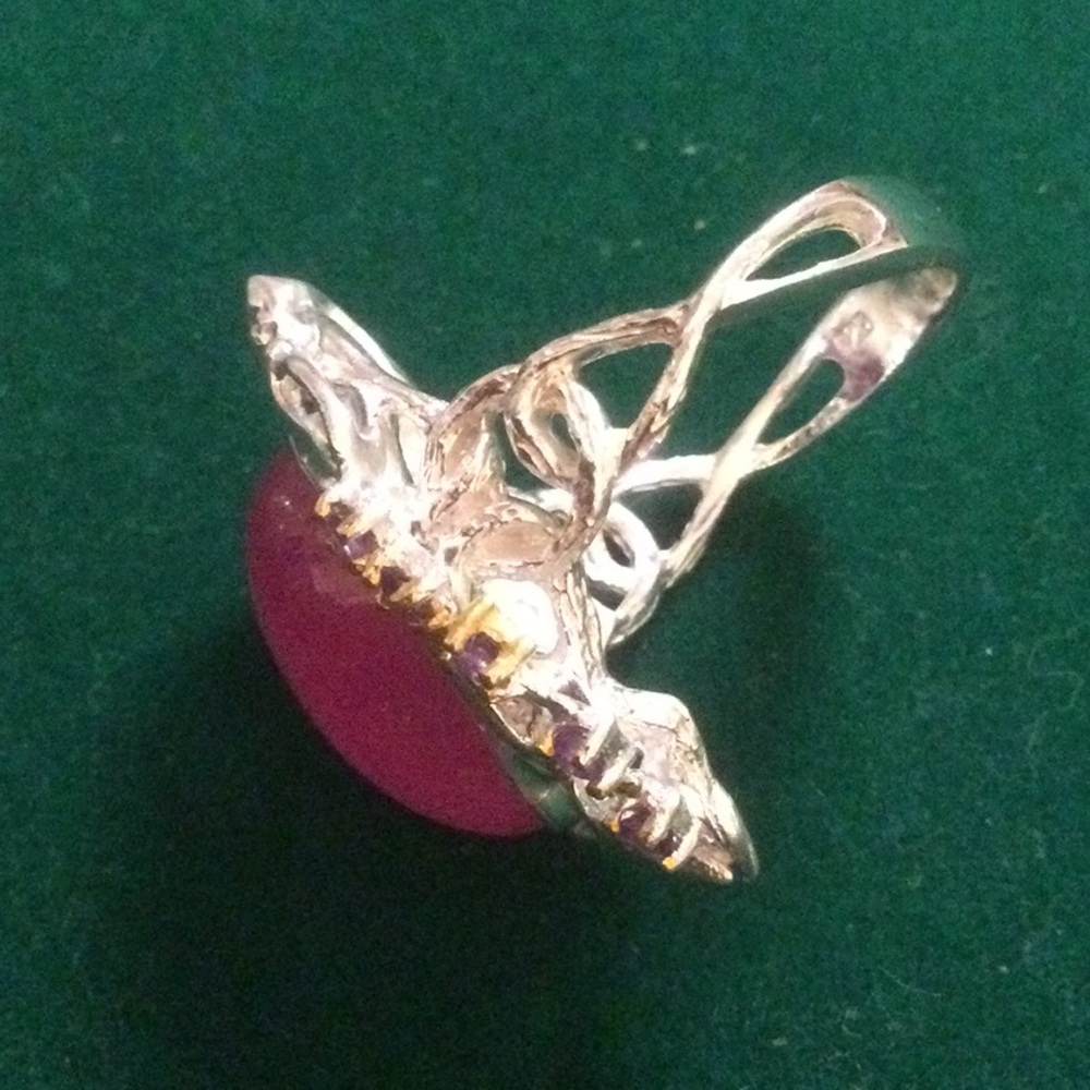 Exquisite 17 by 9mm Genuine Ruby Cabochon Ring - Picture 5 of 10